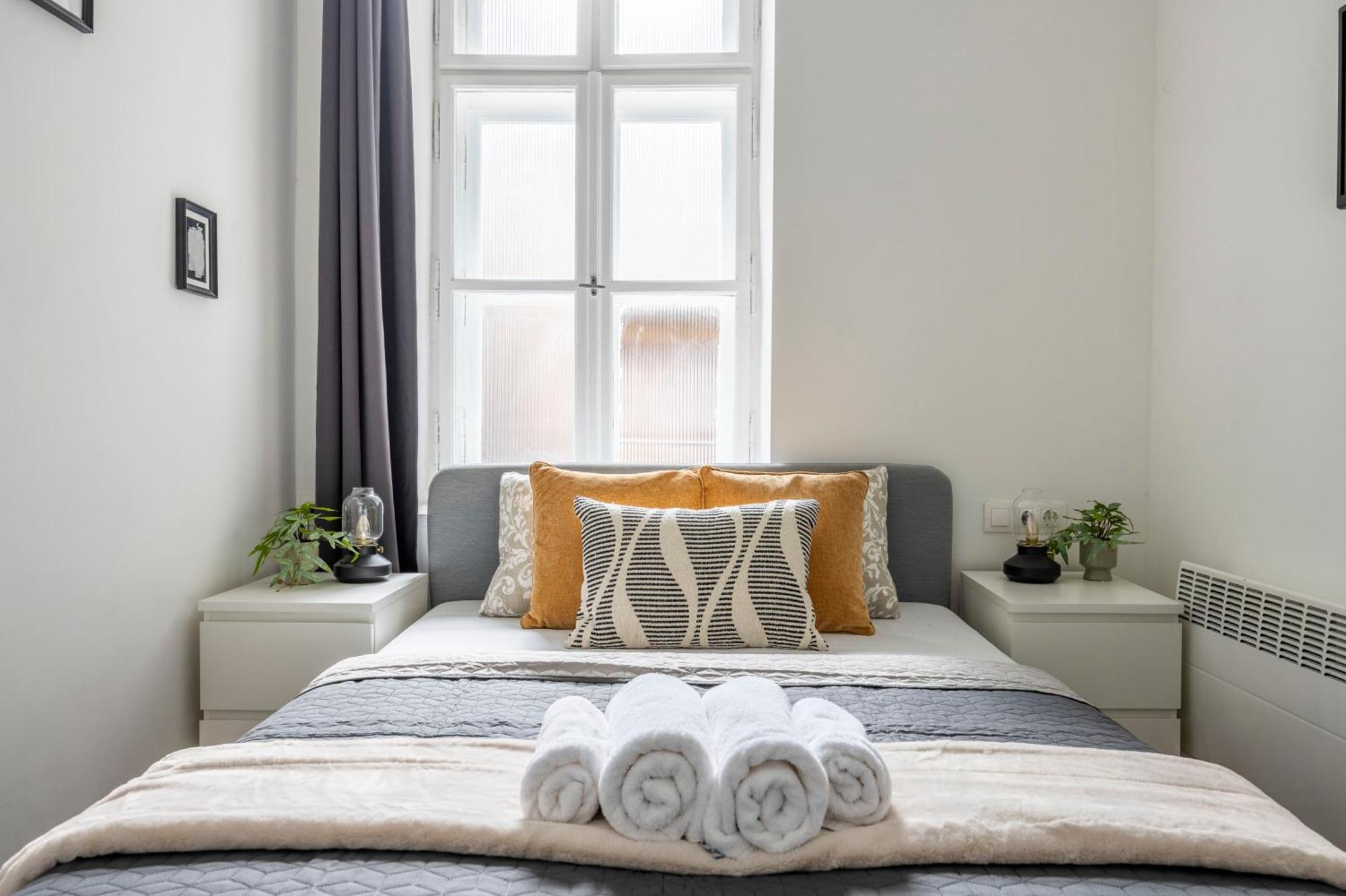 Charming & Cozy Central 1Bedrm Suites Budapest Exterior photo